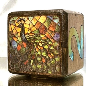 Peacock Prism - Stained Glass Symphony - Backgammon Doubling Cube 36mm - Picture 1 of 9