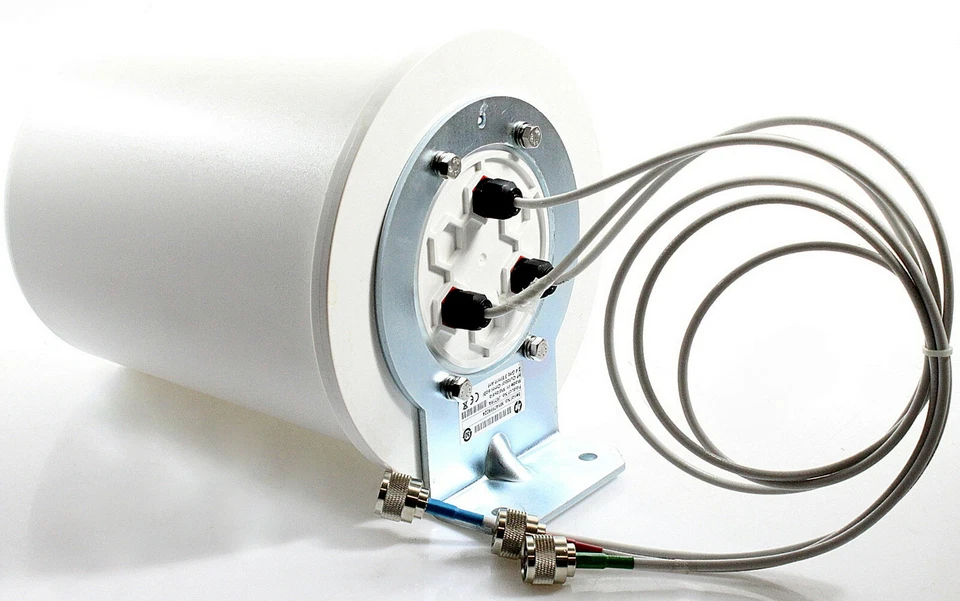 HPE J9719A Outdoor ungerichtete MIMO 3 Antennen 6 dBi 2.4 GHz - Bild 1 von 1