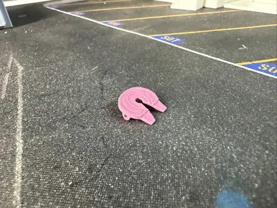 1/64 DCP PARTS PINK PETERBILT 359/379/389 FIFTH WHEEL PLATE - Image 1 of 4