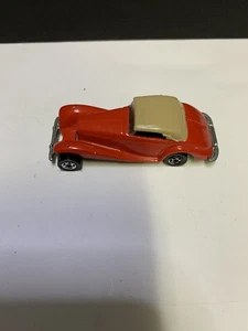 VINTAGE HOT WHEELS 1982 '37 MERCEDES BENZ 540K WHITE BLACKWALL RED B1 - Picture 1 of 5