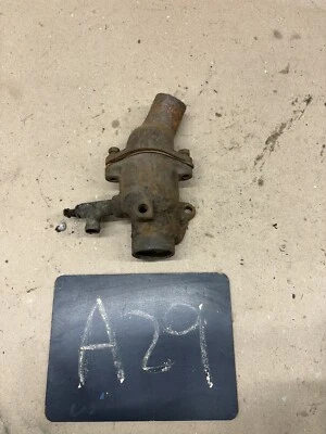 1940 1941 1942 43 44 45 46 Buick Super 88 Straight 8 Water Coolant Outlet T Stat - Image 1 of 4