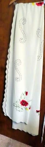 Rectangular 60" x 120" Long Tablecloth Emboidered Floral Scalloped Edges Formal - Picture 1 of 5