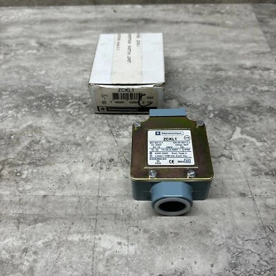 Cuerpo de interruptor de límite Telemecanique ZCKL1, nuevo Foto 1 de 4