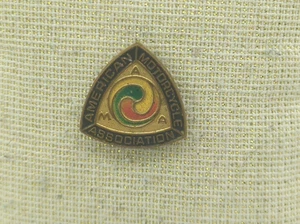 American Motorcycle Association Pin AMA Vintage - Vtg - Picture 1 of 4
