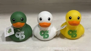 Publix 95th Anniversary Rubber Ducks Set of 3 NWT  - Imagen 1 de 2