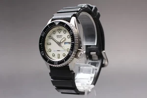 *Near MINT+++* SEIKO Divers 6458-600B White Day Date 150m Quartz Men's Watch - Picture 1 of 10