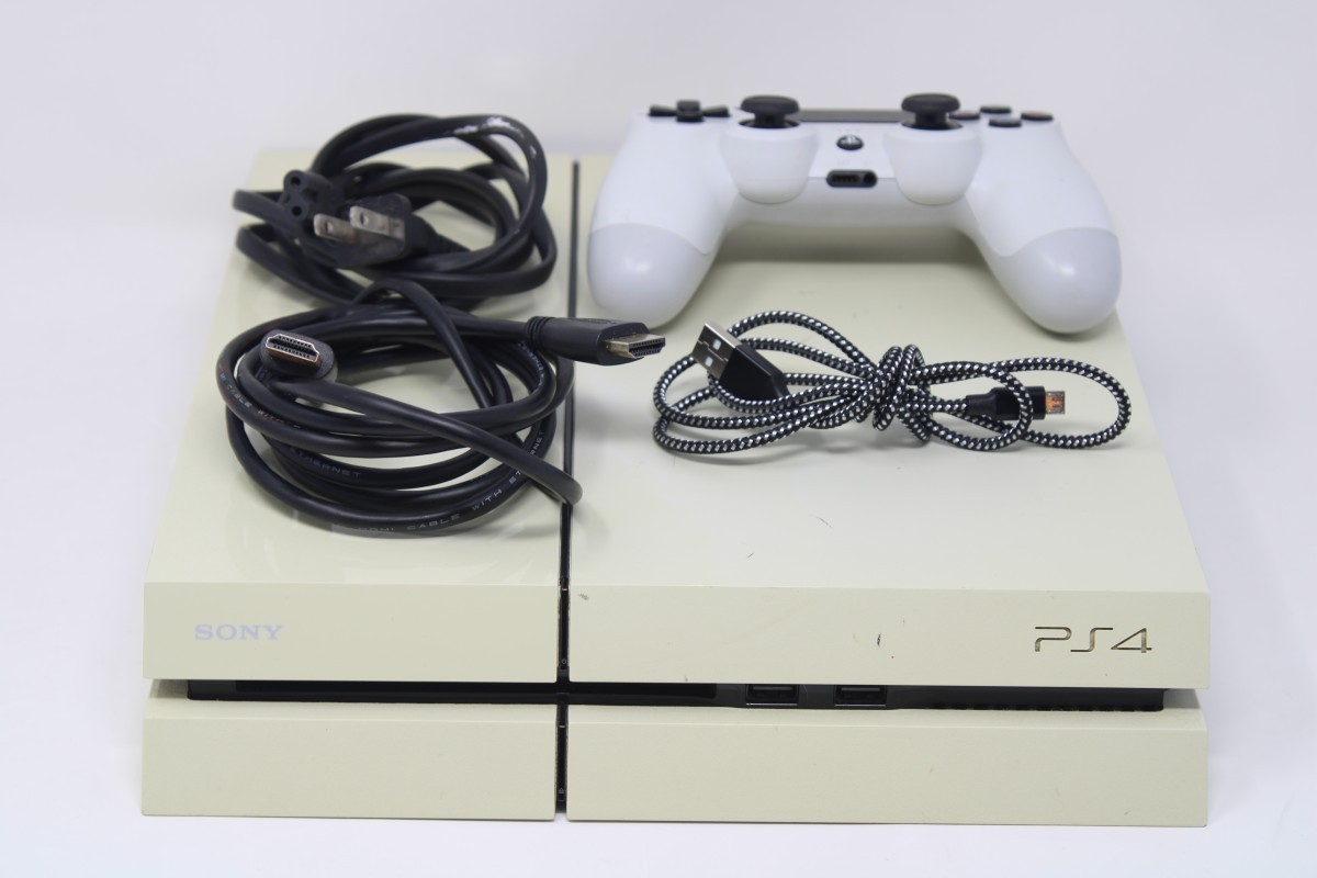 Sony PlayStation 4 CUH-1115A 500GB 