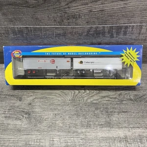 Athearn Ready To Roll HO 92612 Western Pacific 85' Flat Car W/2-40' Trailers - Picture 1 of 5