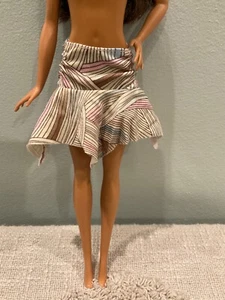 Barbie Puppe (oder ähnliche Größe) Rock - rosa, blau, braun und cremefarben - Bild 1 von 4