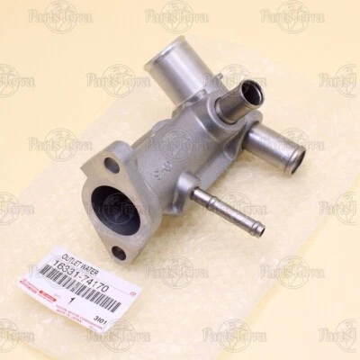 Genuine Toyota CAMRY RAV4 Engine Coolant Radiator Water Outlet Flange 1633174170 Foto 1 de 4
