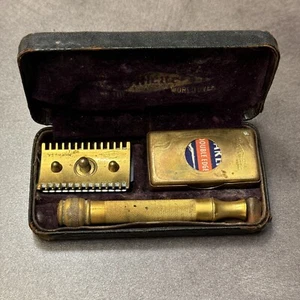 Vintage Gillette Razor Set Know The World over - Picture 1 of 17