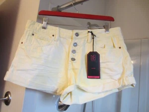 NWT women's yellow tie dye denim shorts No Boundaries Size 11 low rise - Picture 1 of 12