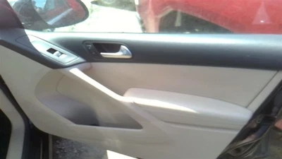 TIGUAN    2013 Front Door Trim Panel 29564839 - Image 1 of 4