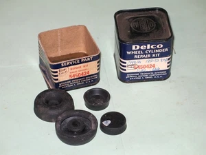 1937-1948 Pontiac 1949-1953 Olds NOS rear wheel cylinder kits 5450424 - Picture 1 of 1