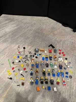 Lego Lot Of Mini Figures Mixed Lot Series Super Heroes City More + Accessories - Image 1 of 4