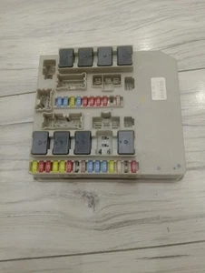 MODULE D'AUCH BOITE À FUSIBLES RENAULT CLIO III 2009r 902665A - Picture 1 of 4
