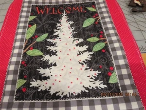 CHRISTMAS HAND QUILTED 13" X 11" "WELCOME"--#R18-5 - Picture 1 of 24