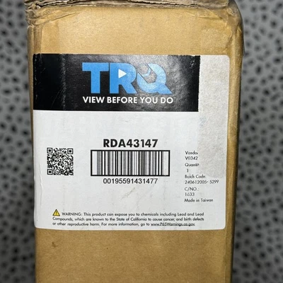 TRQ Radiator Assembly Compatible w/ 00 BMW 323Ci, 325Ci, 328Ci, 330Ci Foto 1 de 4