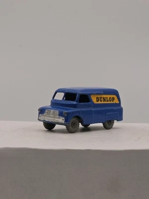 Furgoneta vintage Lesney Matchbox 25 Bedford Dunlop azul con ruedas grises Foto 1 de 4