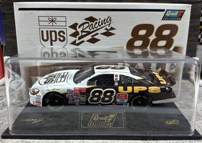 2001 Dale Jarrett #88 UPS Ford Taurus 1/24 Revell NASCAR Diecast - Image 1 of 4