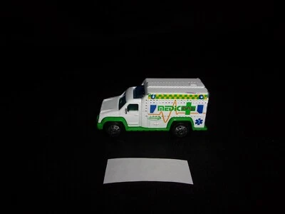 2001 Matchbox #42 Rescue Squad  Medic Ambulance - Image 1 of 4