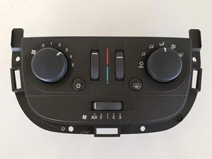 07-09 Pontiac Montana 15251145 Climate Control Panel Temperature Unit A/C Heater - Picture 1 of 3