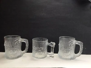 1993 The FLINTSTONES Collectible McDonalds Set 3 Frosted Glass Mugs NEW - Picture 1 of 5