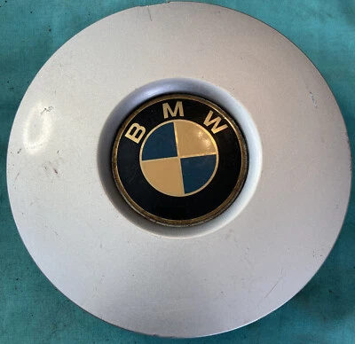 BMW 525i 530i 535i 540i 735i 740i 750i 1989-1995 tapa central P/N 36,13-1 178 728 Foto 1 de 4