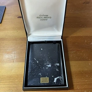 1 Fliesenstück Galway Black Marble Irland - Bild 1 von 12