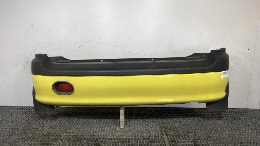 Pare choc arriere HYUNDAI ATOS 1 PRIME 8661106110 - Photo 1/4