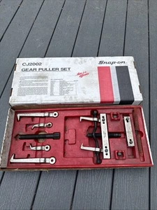 Snap-On CJ2002 Gear Puller Set - Picture 1 of 8