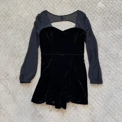 Mameluco Topshop Negro Terciopelo Transparente Mangas Largas Escote Corazón Talla 6 Foto 1 de 4