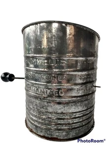 VTG Bromwell’s 5 Cup Sifter BLK Crank Handle Flour Sifter Tin Farmhouse Kitchen - Picture 1 of 12