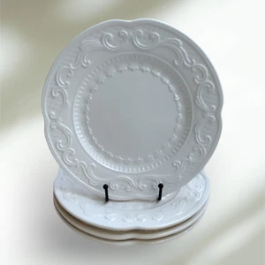 Salad Plate Fitz & Floyd RICAMO WHITE 9" Salad Plates Set of 4 - Picture 1 of 8