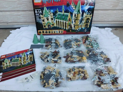 LEGO Harry Potter: Castillo de Hogwarts 4842 INCOMPLETO Sellado Piezas e Instrucciones Foto 1 de 4