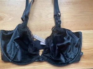 Victoria's Secret Bra 34DDD Unlined Demi Black Underwire Black Lace New - Picture 1 of 6
