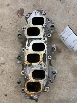 Нижний впускной коллектор 12-20 NISSAN NV 2500 4,0 л (6 цилиндров) Oe # 14003ea200 - Изображение 1 из 4