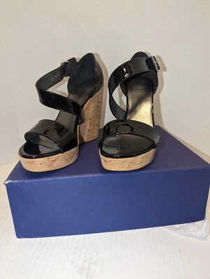 Sandalia de cuña Stuart Weitzman ONELINER $398 charol negro 7,5 M Foto 1 de 4