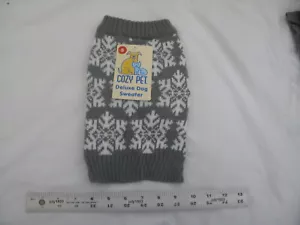 (1) NEW Cozy Pet Dog Knit Sweater SMALL - Snowflake Pattern Gray White (CJ) - Picture 1 of 6