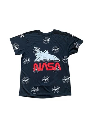 Camiseta de manga corta con gráfico negro de la NASA para hombre talla grande Foto 1 de 4