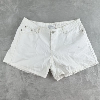 Levis Strauss Jeans Shorts Jorts Women 18 (36x5) White Denim Stretch Low Rise - Image 1 of 4
