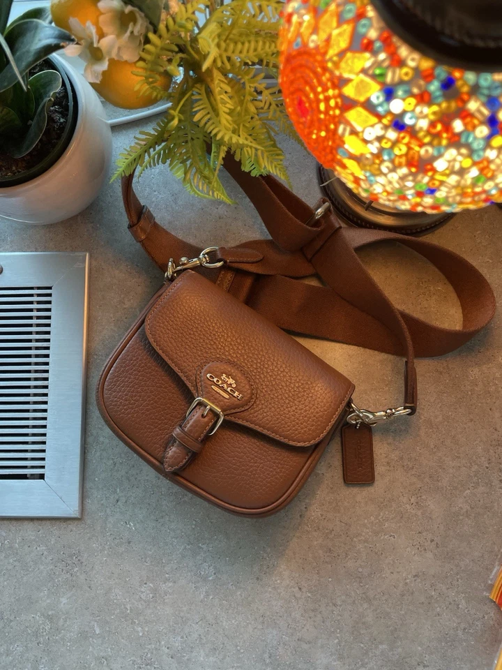 蔻驰 Amelia 马鞍包棕色鹅卵石皮革 - 状况完好 — 第 1/4 张图片