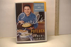 ~COMFORT FOOD WITH A KICKED-UP ATTITUDE~EMERIL'S POTLUCK~COOKBOOK - Foto 1 di 6