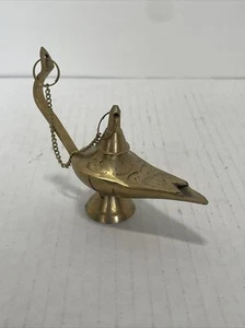 Brass Genie Oil Lamp Made In India Interior Decor - Picture 1 of 7