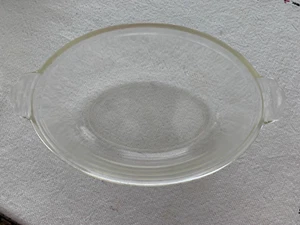 Vintage 1920s Pyrex Oval Glass Casserole Dish No Lid No. 033-0R-633-B (LK) - Picture 1 of 10