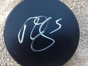 *MARK GIORDANO*FIRMADO*AUTOGRAFIADO*HOCKEY*PUCK*SEATTLE*KRAKEN*CALGARY*FLAMES*CERTIFICADO DE AUTENTICIDAD* - Imagen 1 de 4