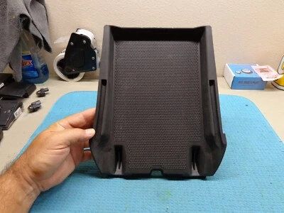 VOLVO V50 05 06 07 08 09 10 11 GLOVE BOX COMPARTMENT TRAY RUBBER MAT LINER - Image 1 of 4