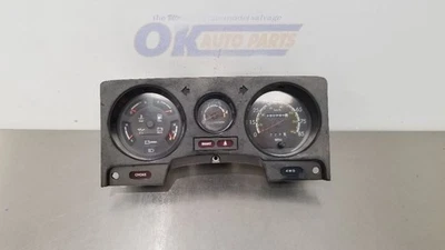 1987 TOYOTA LAND CRUISER FJ60 4.2L MT SPEEDOMETER INSTRUMENT CLUSTER 8310090A10 - Image 1 of 4