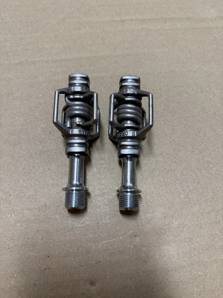 Pedales de bicicleta Crank Bros Brothers vintage batidores de huevos, sin tacos Foto 1 de 4