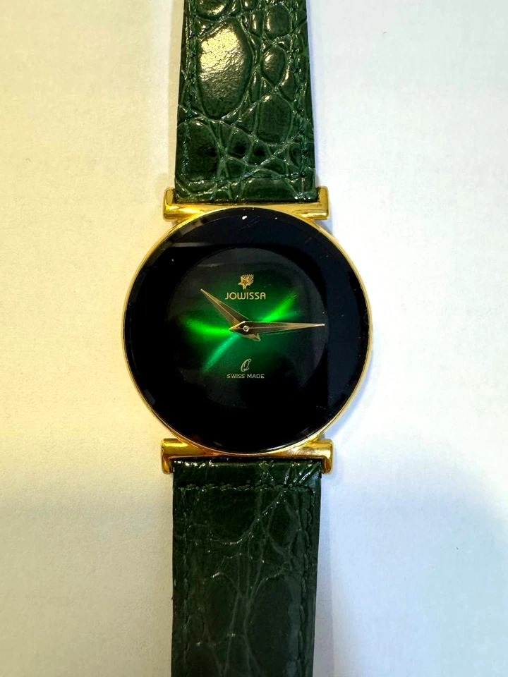 Reloj Jowissa, para mujer, hecho en Suiza cuarzo esfera verde caja dorada correa de cuero Foto 1 de 4